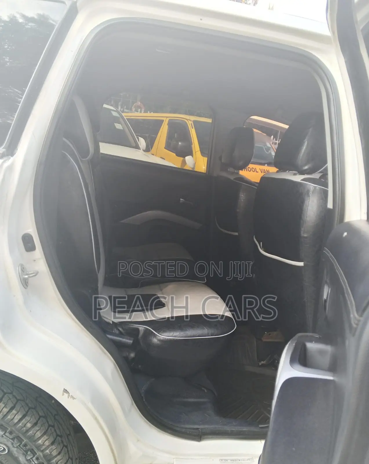 Mitsubishi Outlander 2011 White