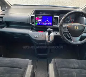 Honda Stepwgn 2012 White