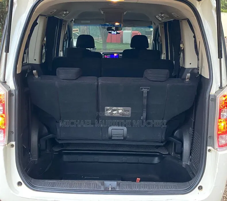 Honda Stepwgn 2012 White