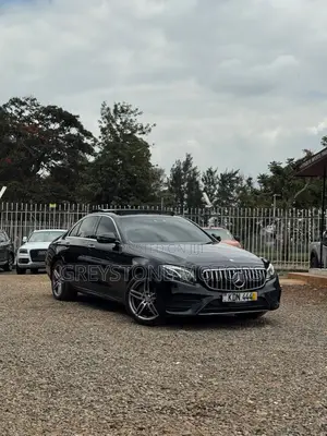 Mercedes-Benz E200 2017 Black