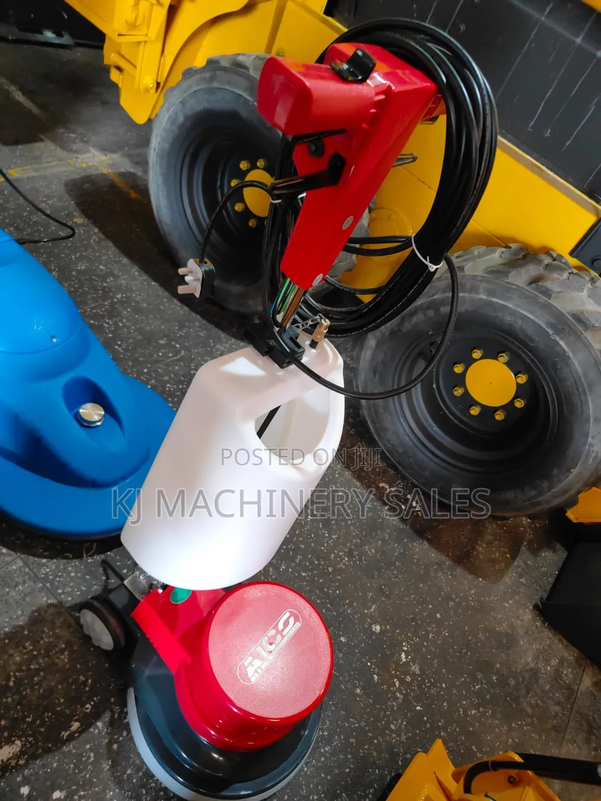 Aico Floor Scrubber