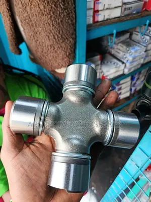 Cross Universal Bearing Lorry