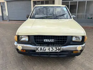 Isuzu Tougher 2005 Beige