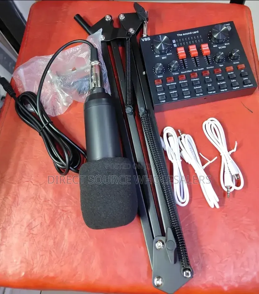 Studio Quality Bm 800 Microphone With a V8sk Condenser Microphone