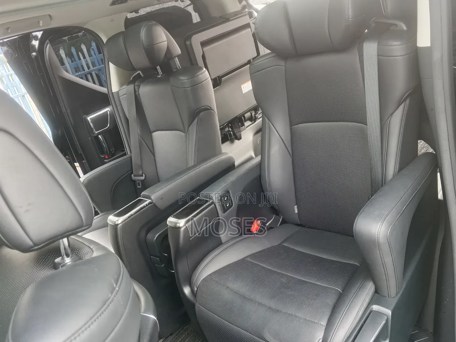 Toyota Alphard 2020 Black