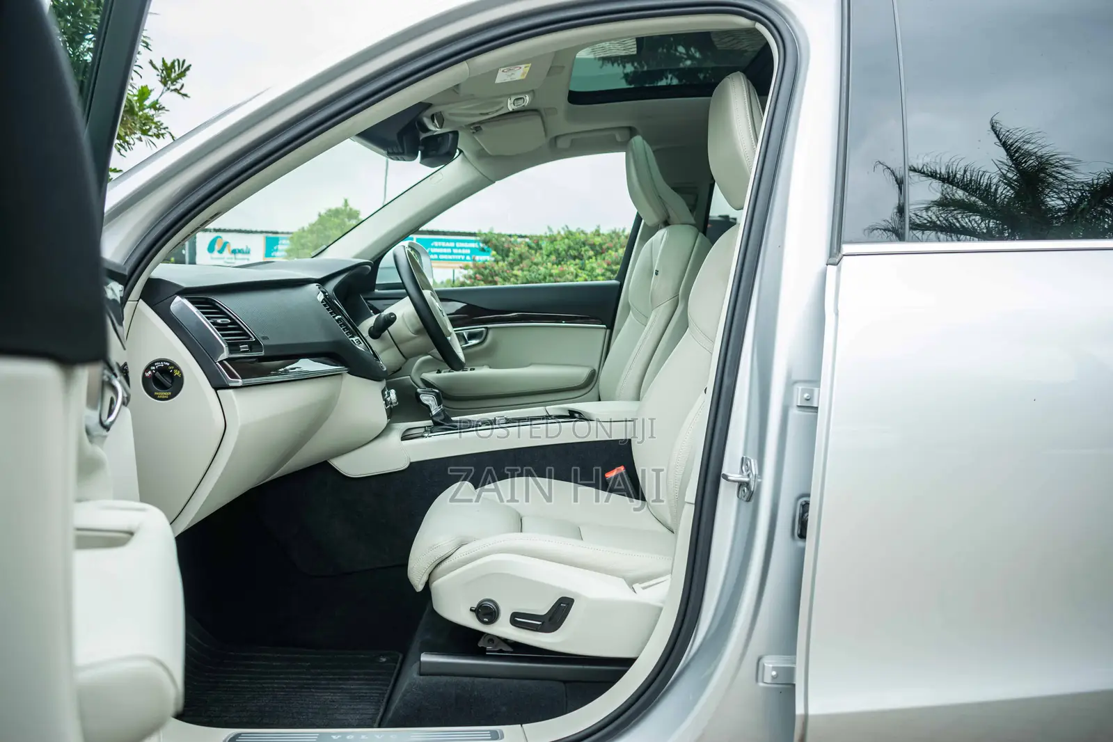 Volvo XC90 2019 Silver