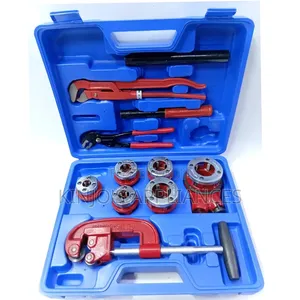 Die Stock Ratchet Set Of
1⁄41⁄23⁄83⁄4 111⁄4
S-Jaw Pipe Wrench
