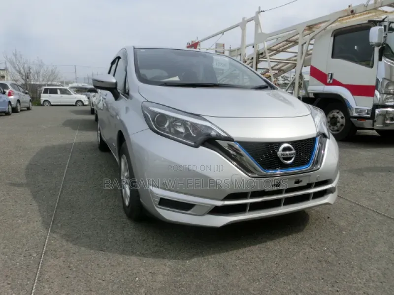 Nissan Note 2019 Silver