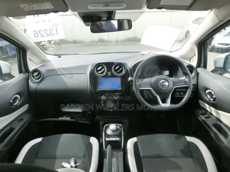 Nissan Note 2019 Silver