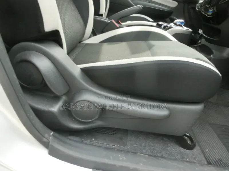 Nissan Note 2019 Silver