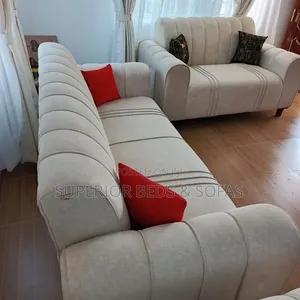 5 Seater Sofa Set With Small Colourful Pillows: Pay on Delivery