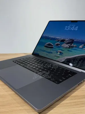 Laptop Apple MacBook Pro 2023 M2 Max 32GB Apple M3 Max SSD 1T