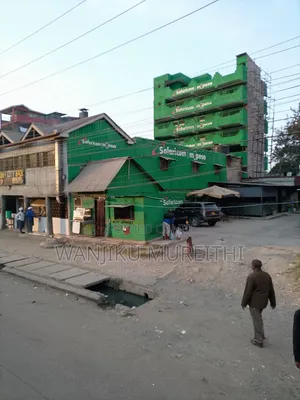 Prime Plot for Sale Along Outering Road