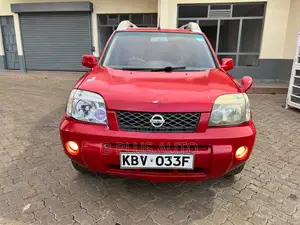 Nissan X-Trail 2005 Red