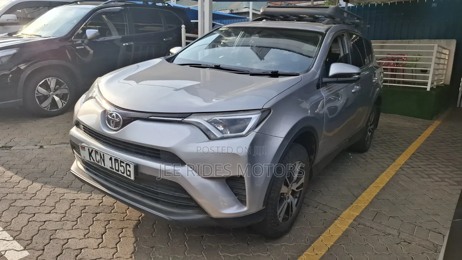 Toyota RAV4 2017 Gray