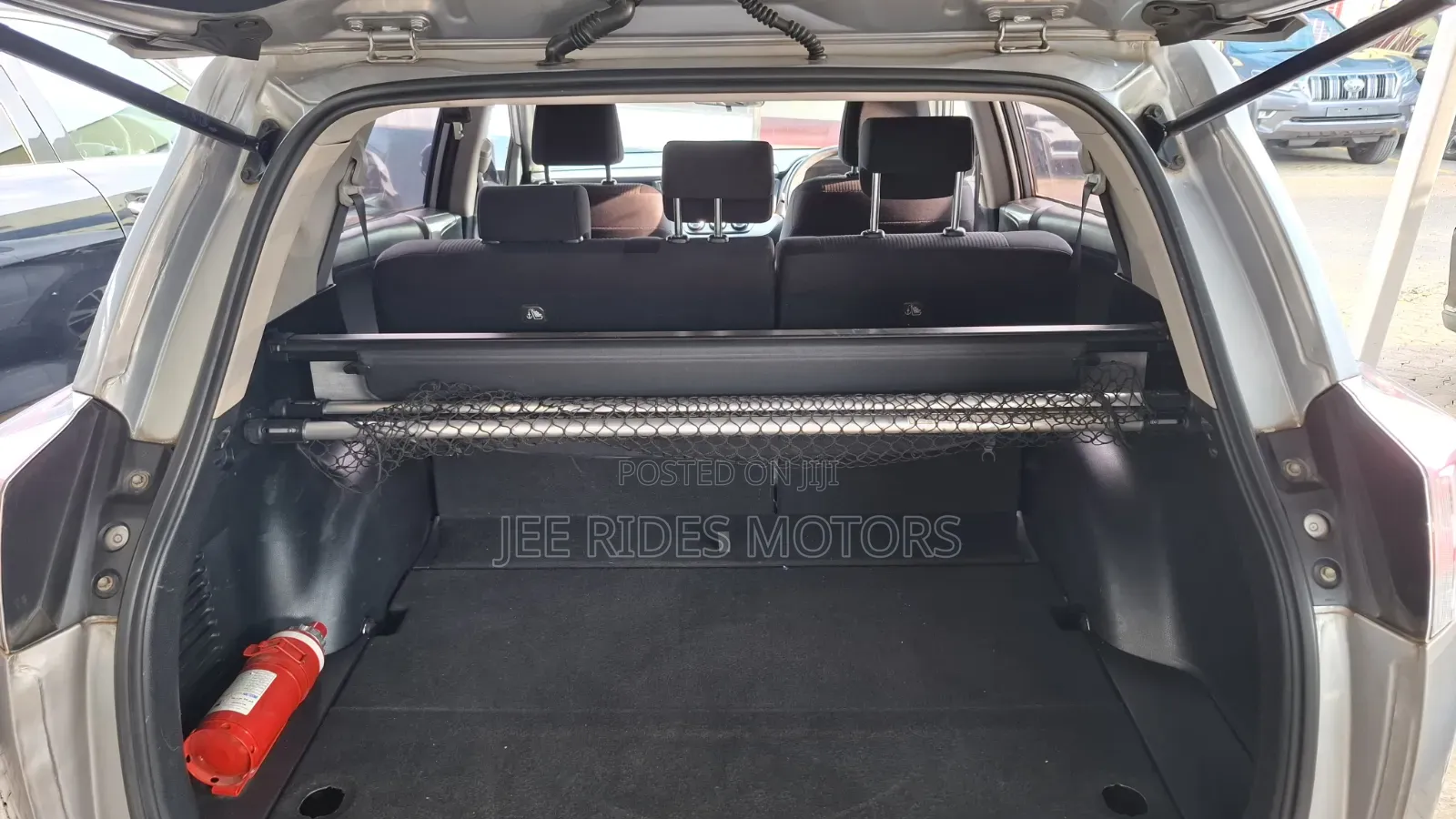 Toyota RAV4 2017 Gray