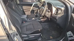 Toyota RAV4 2017 Gray