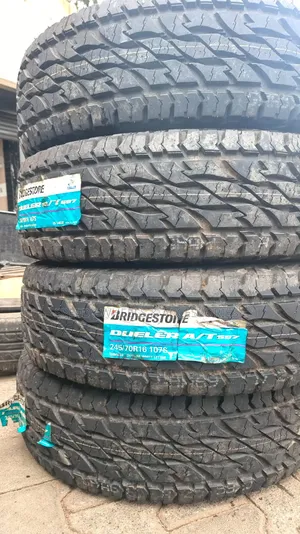 Dueler Bridgestone 245/70r16 At.