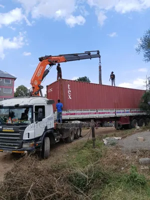 40 Ft Self-Loader(For Transport and Hosting Services) Available