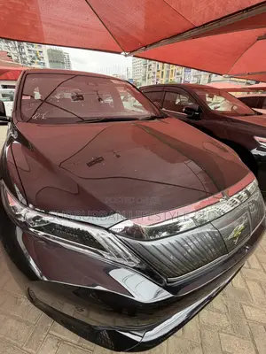 Toyota Harrier 2.0 4WD 2019 Black
