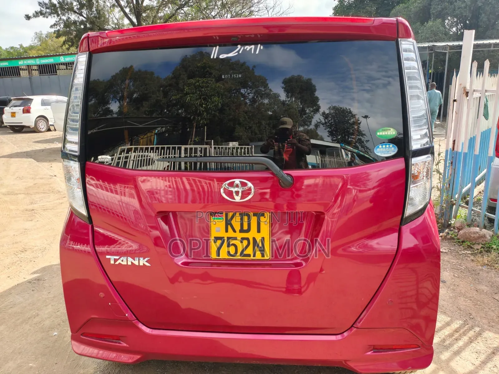 Toyota Tank 2018 Red