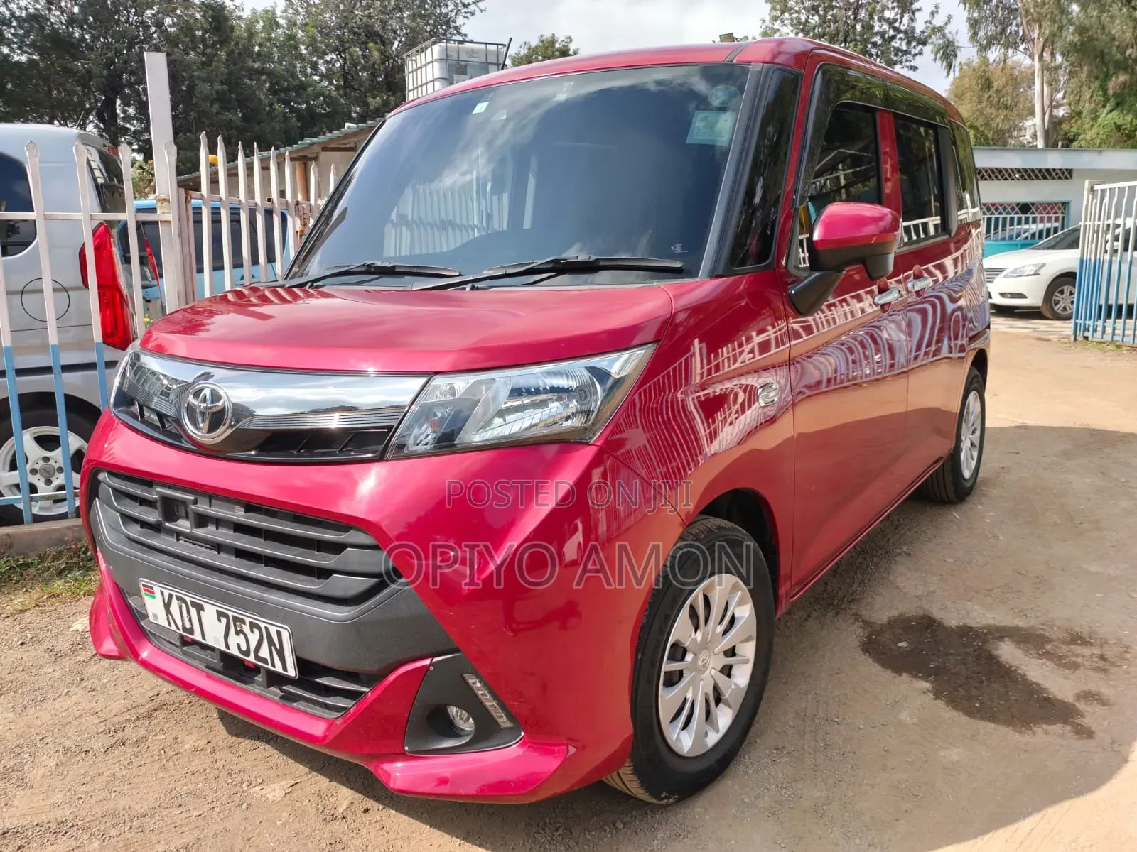 Toyota Tank 2018 Red