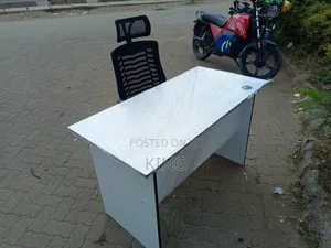 Black Liping Desk 1.2 Office Desk