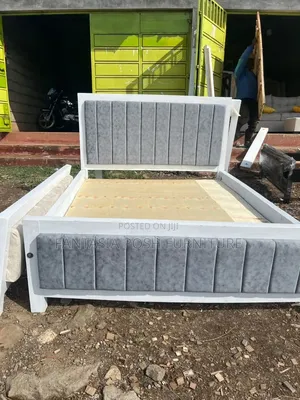 White Grey 5×6 Mocket Bed
