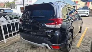 Subaru Forester 2019 Black