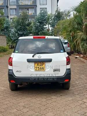 Nissan Advan 2014 White