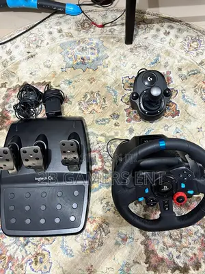 Ex Dubai Logitech G29 Driving Wheel Like New
