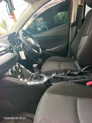 Mazda Demio 2017 Maroon