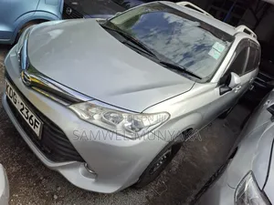 Toyota Corolla Fielder 2015 Silver