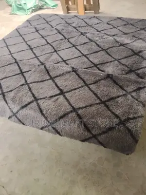 Fluffy Carpet 7x10ft – Elegant Floor Rug