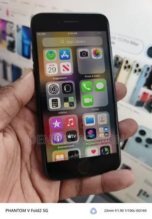 Apple iPhone 7 32 GB Black
