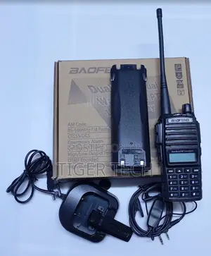 Long Battery Radio Call Baofeng Uv-82 Dual-Band(Vhf$Uhf) Walkie Talkie