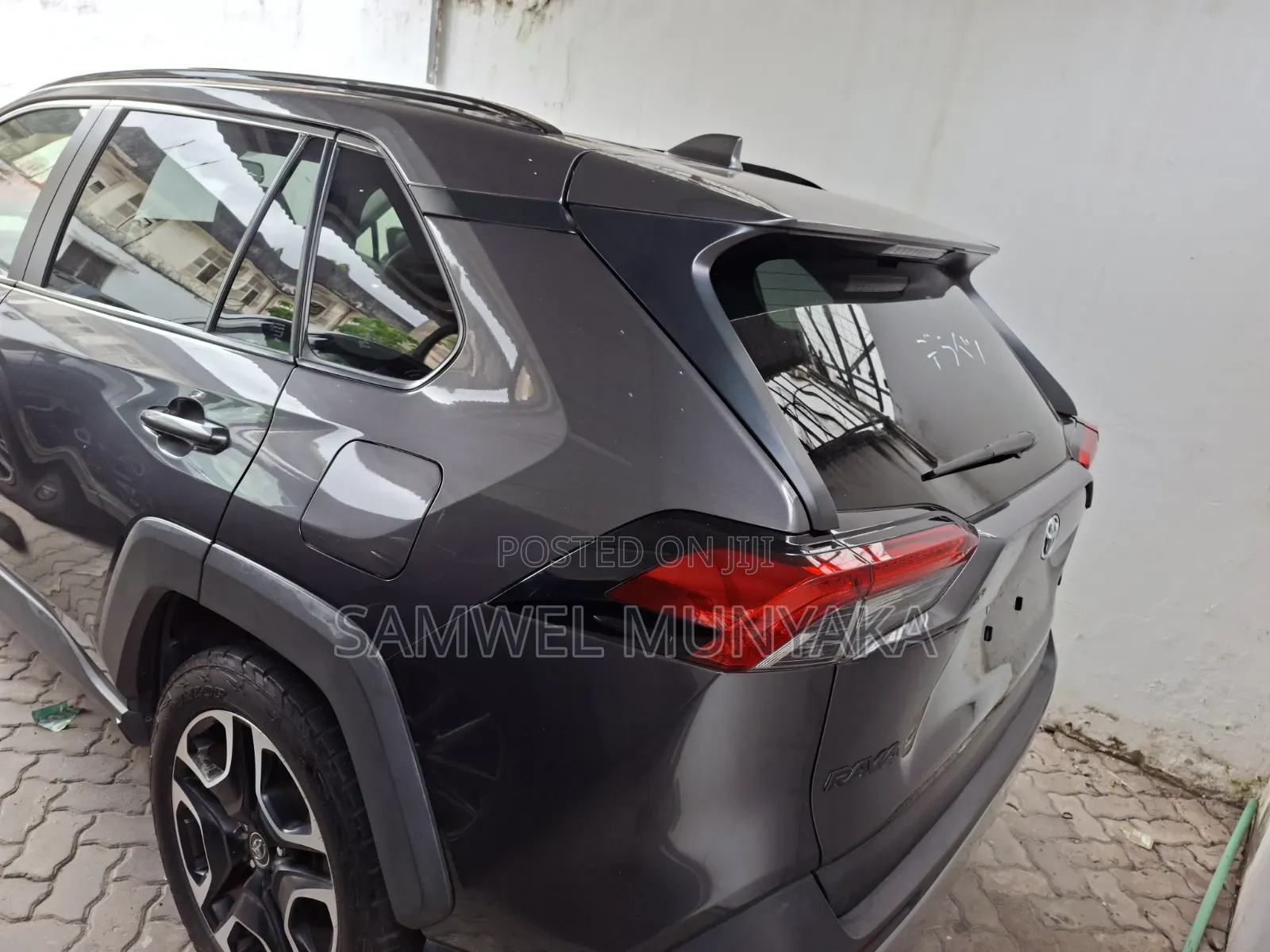 Toyota RAV4 2019 Gray