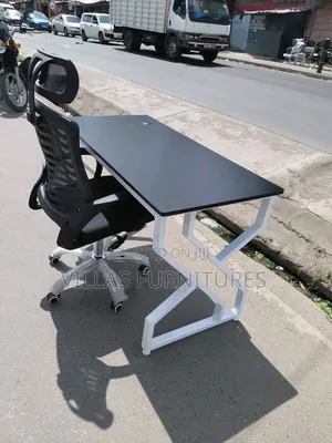 Best Working Table/Mesh Headrest Chair