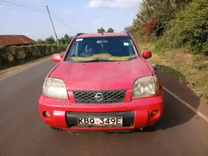 Nissan X-Trail 2005 Red