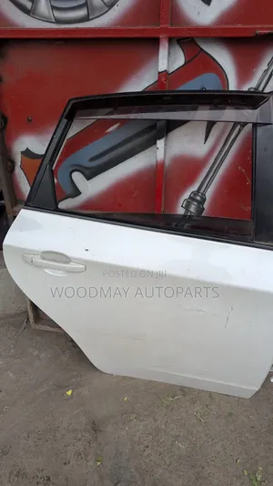 Subaru Impreza Gh2 Rear Door