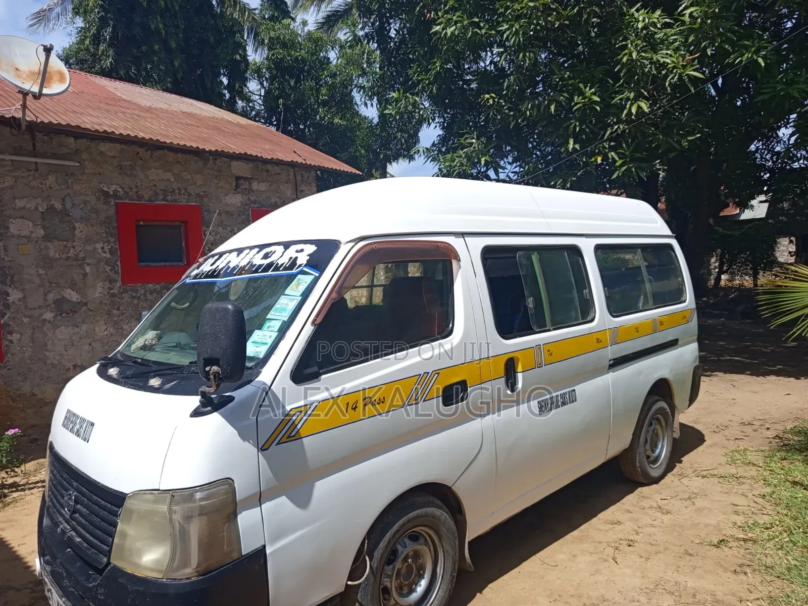 Nissan Caravan (Urvan) 2008 White