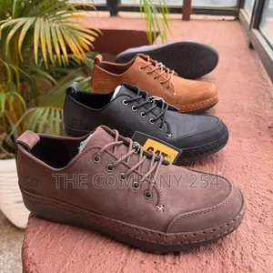 Quality Casual Designer Cat Low Cut Laced With Rubber Sole Shoes