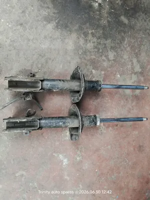 Original Kyb Ex Japan Mazda Tribute Front Shock Absorbers