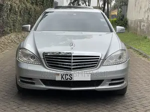 Mercedes-Benz S-Class 2011 Silver