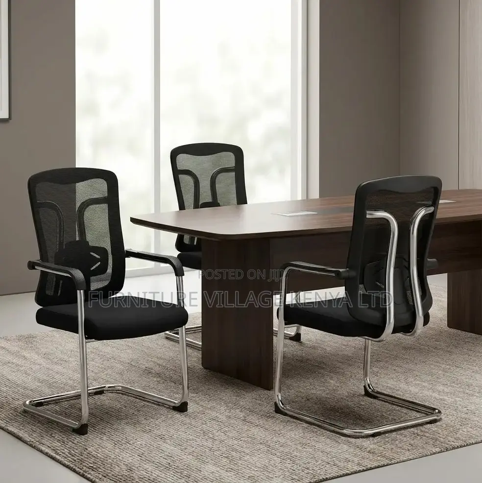 Mesh-Made Office Visitor Seat