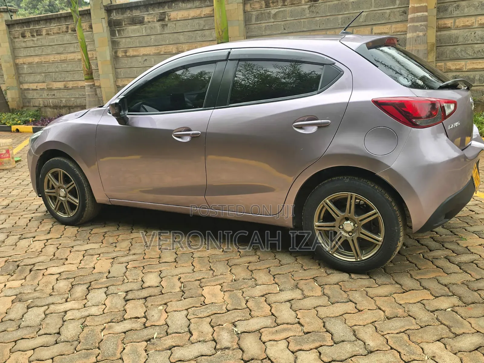 Mazda Demio 2015 Pink
