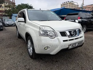 Nissan X-Trail 2011 White