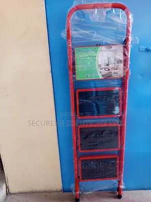 4 Step Steel Ladder Broad Steps