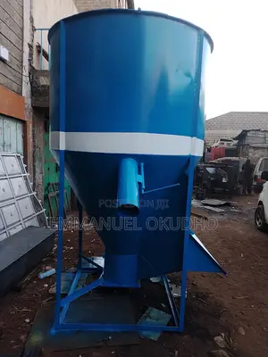 Feed Mixer Machine