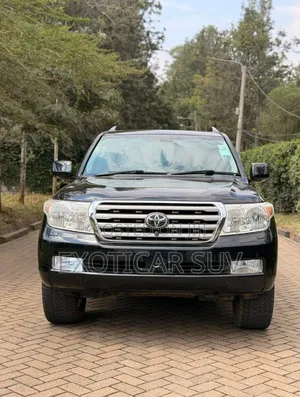 Toyota Land Cruiser 2011 Black